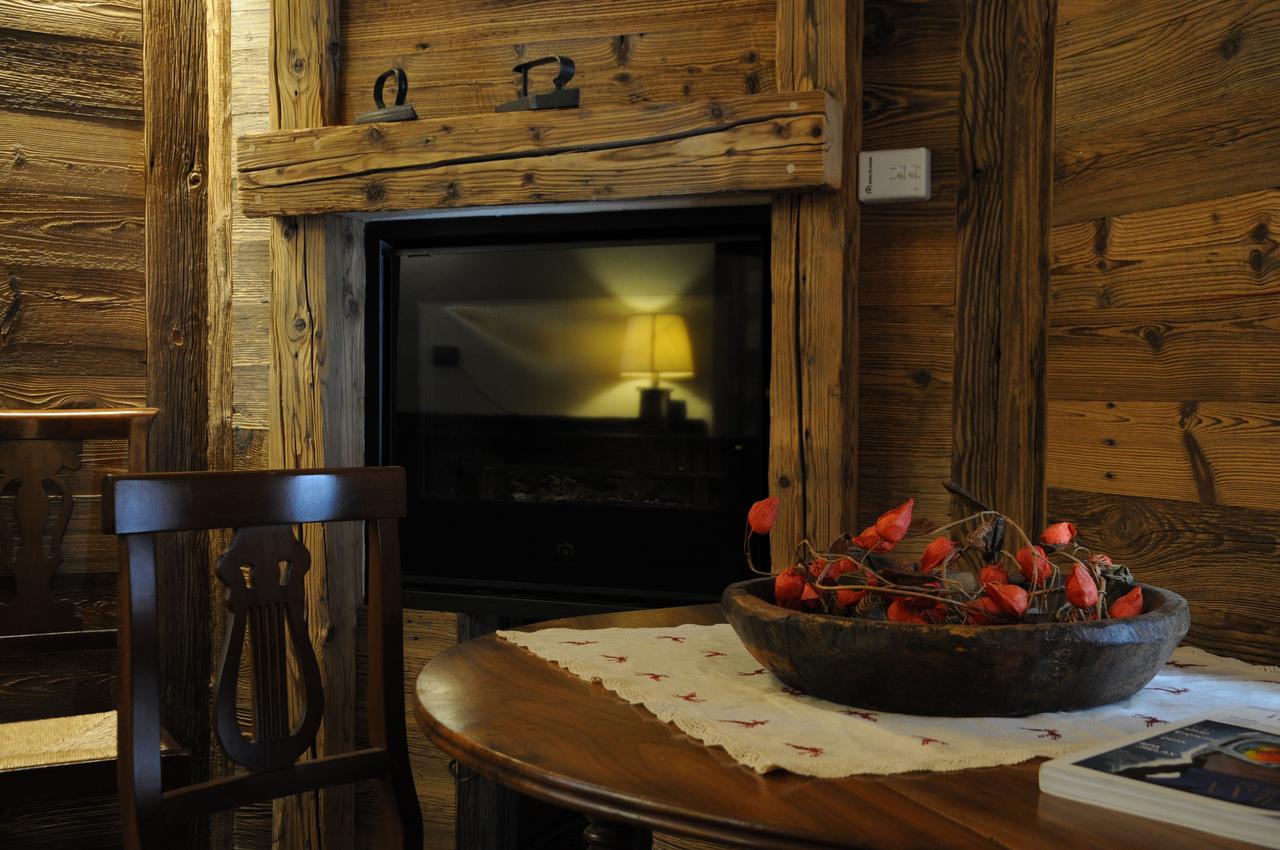 L'Abri Des Amis Courmayeur Exterior foto