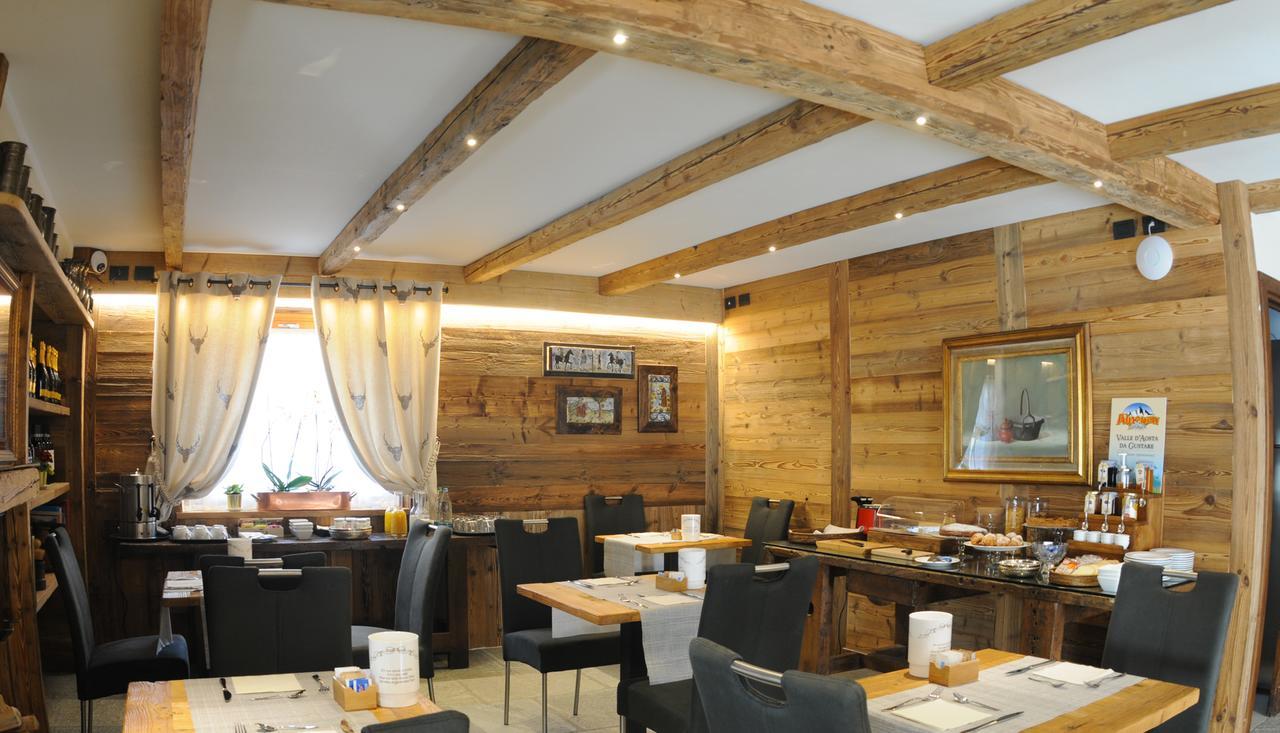 L'Abri Des Amis Courmayeur Exterior foto